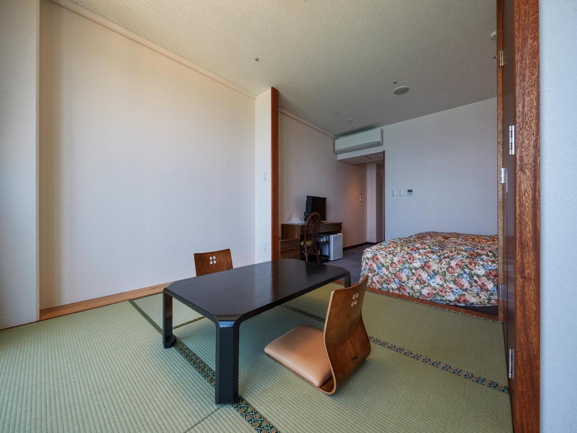 Hotel Miyuki Beach Онна Екстер'єр фото